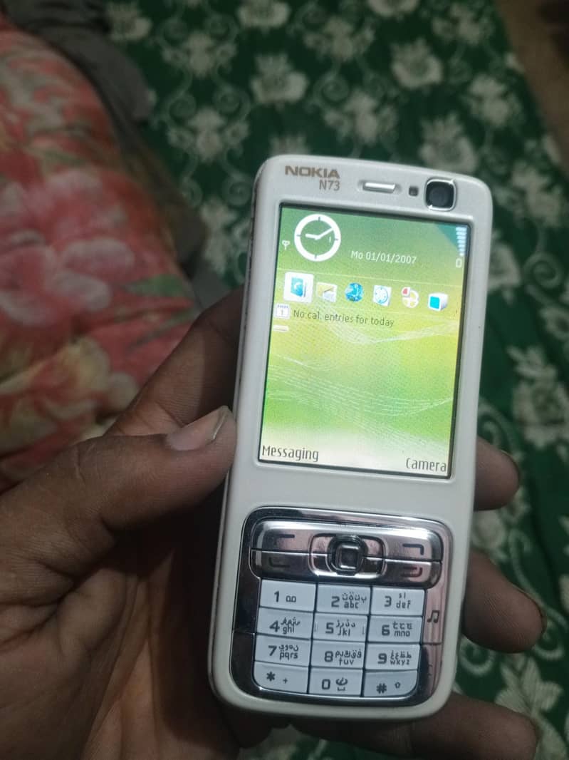Nokia N73 3