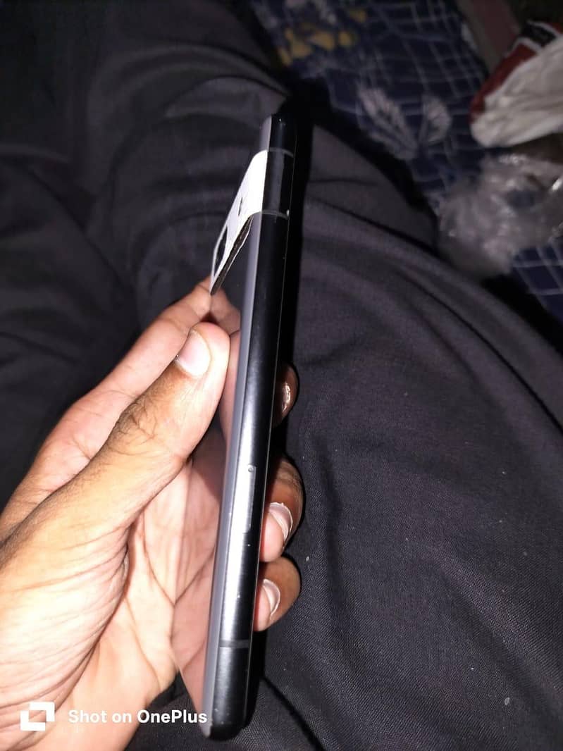 Google Pixel 7a 3
