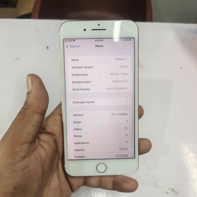 Apple iPhone 7 Plus 0