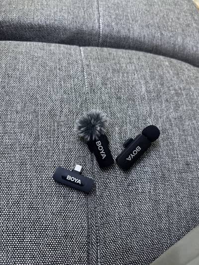 Urgent sale BOYA BY-V20 Wireless Microphone –