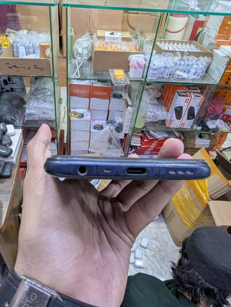 OPPO A54 3
