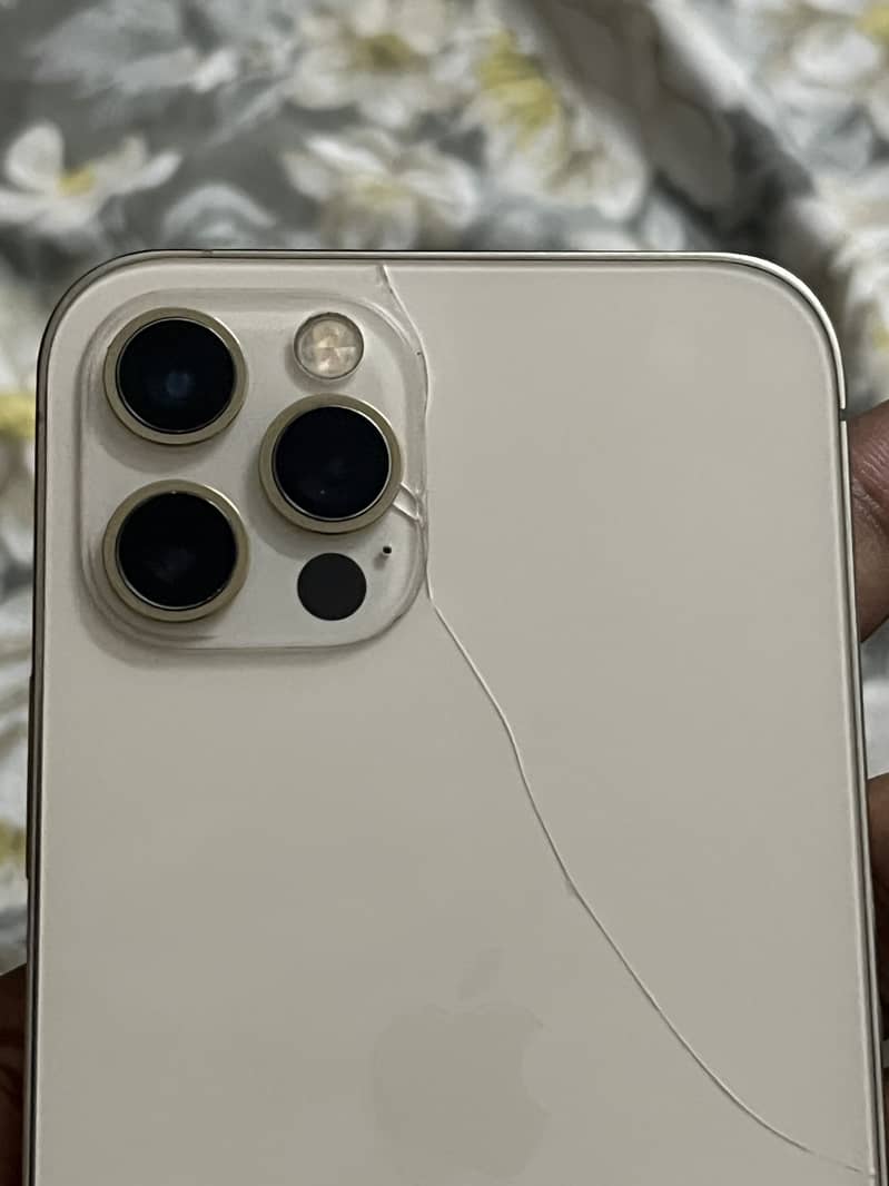 Apple iPhone 12 Pro 8