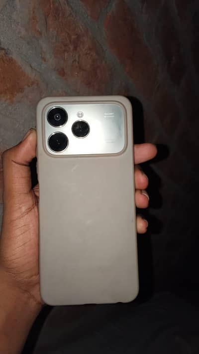 Tecno spark 40