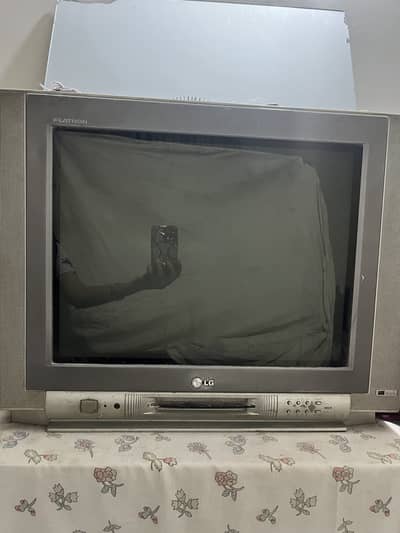 28-Inch LED TV in Excellent Condition