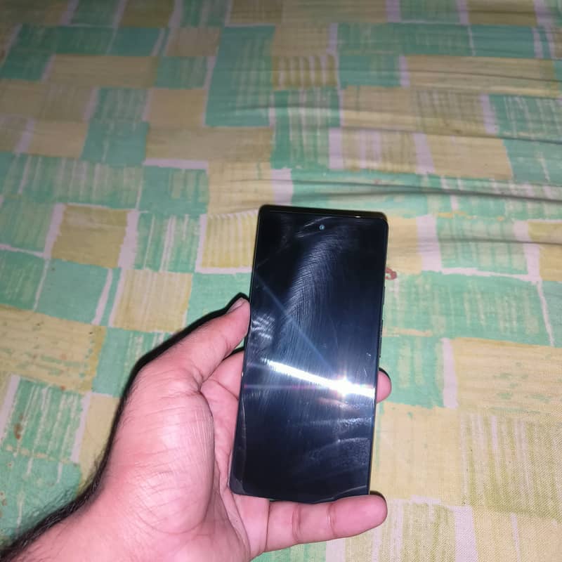 Google Pixel 6a 5
