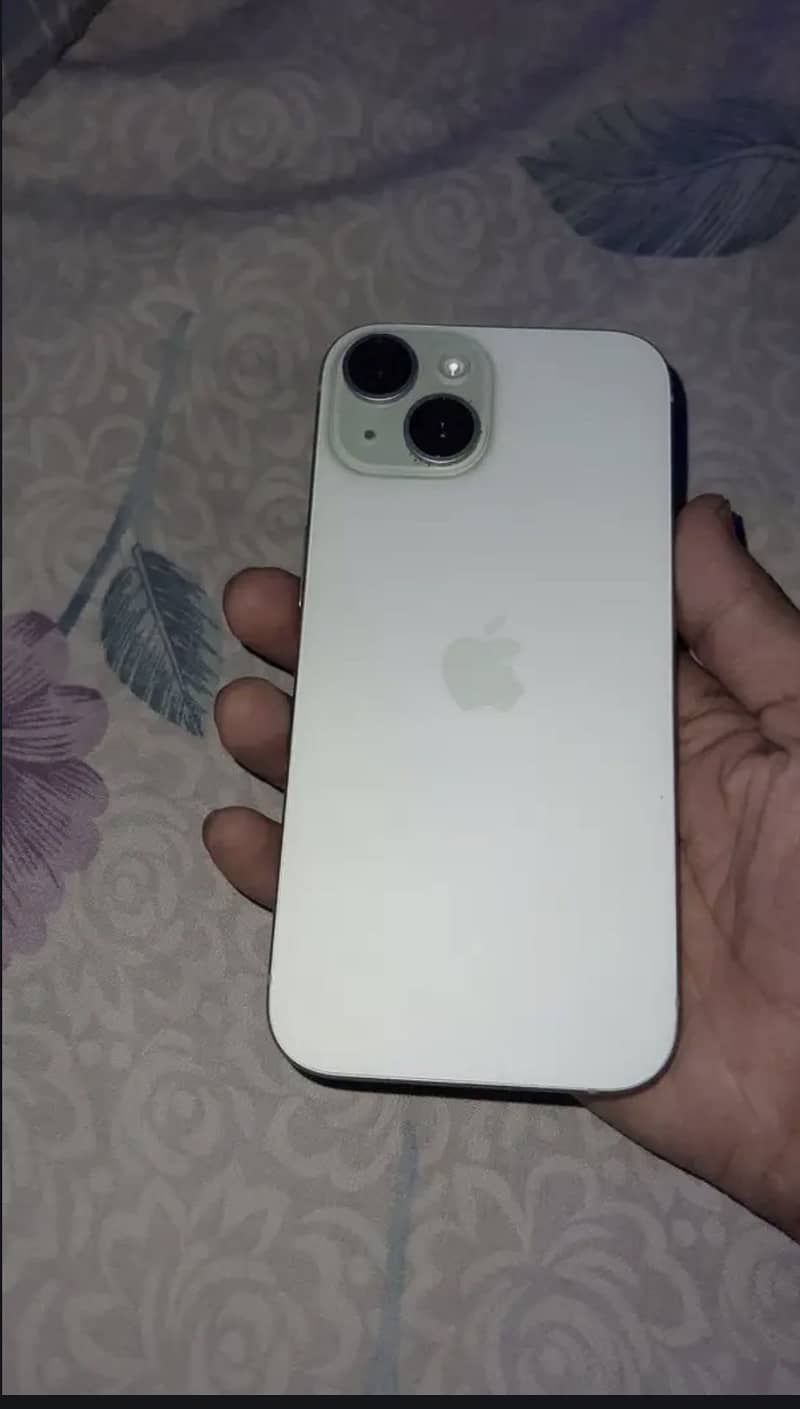 Apple iPhone 15 1