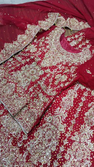 Heavy Red Bridal Lehenga Set with matching jewellery-Like new