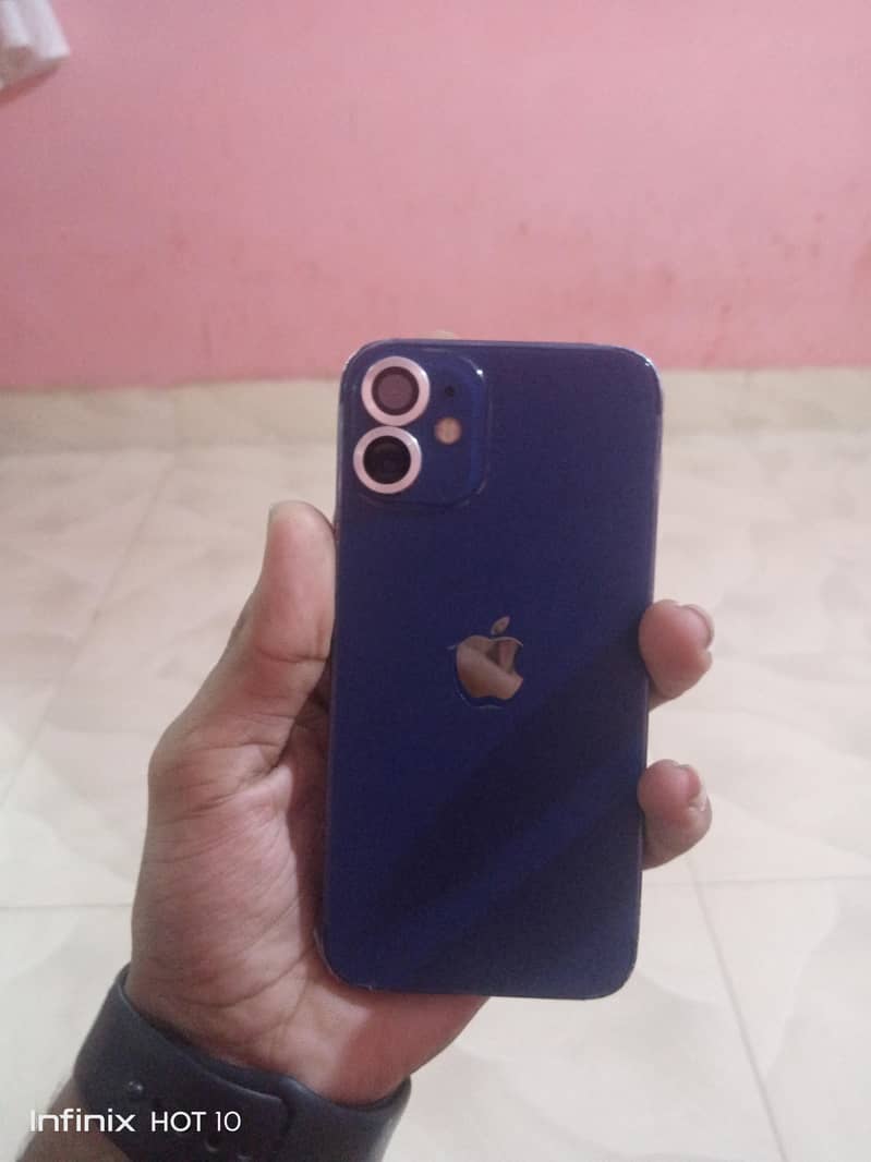 Apple iPhone 12 mini 3