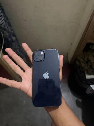 Apple iPhone 13