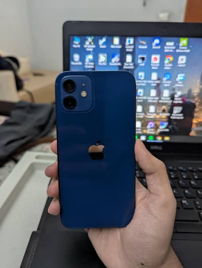 Apple iPhone 12
