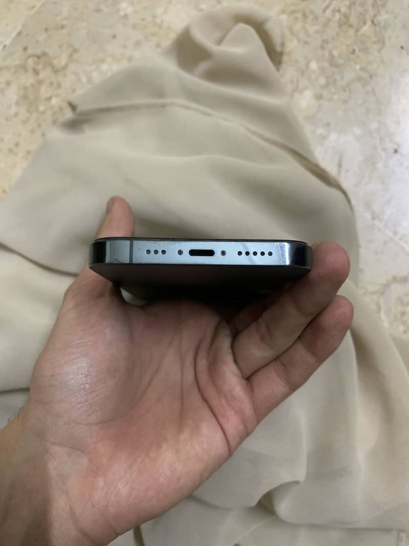 iPhone 13pro 2