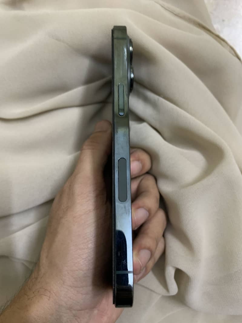 iPhone 13pro 3