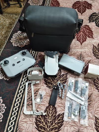 DJI Mini 2 Fly More Combo – Low Cycles 2,3,3