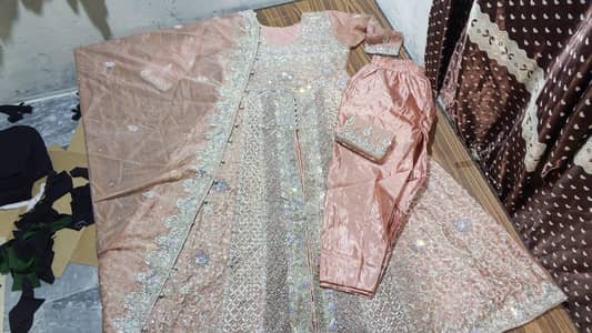 Heavy designer peach formal frock maxi set- like new