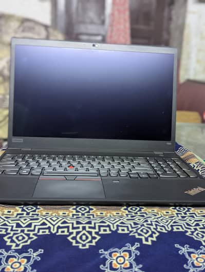 Lenovo T590 i7 8th Gen Touch Screen Laptop (8GB RAM / 256GB SSD)