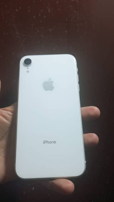 Apple iPhone XR