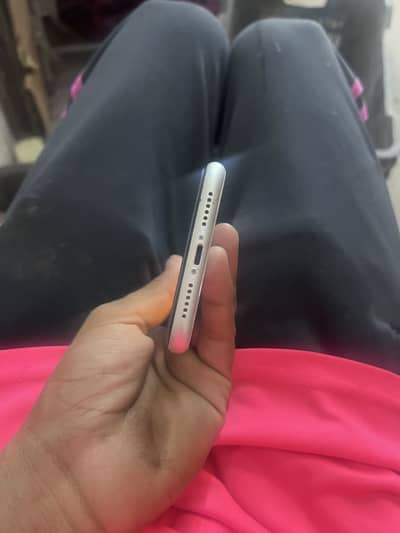 Apple iPhone XR