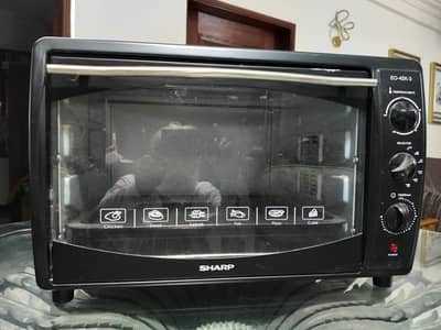 Oven   Just like brand new