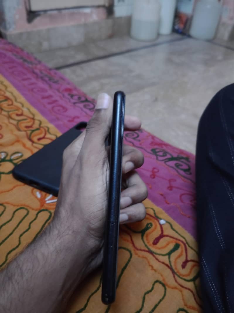 Google Pixel 4a5g 3