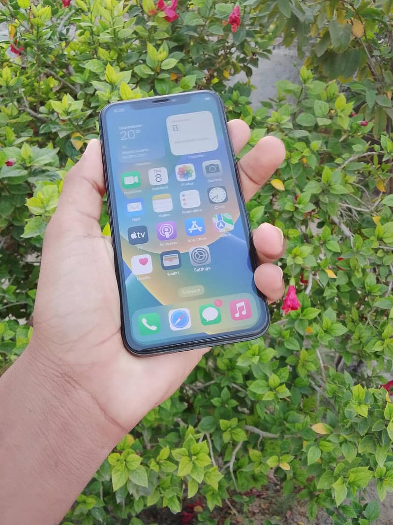 Apple iPhone X 2