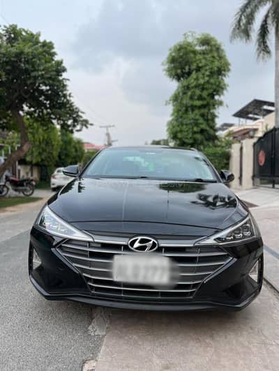 Hyundai Elantra 2022