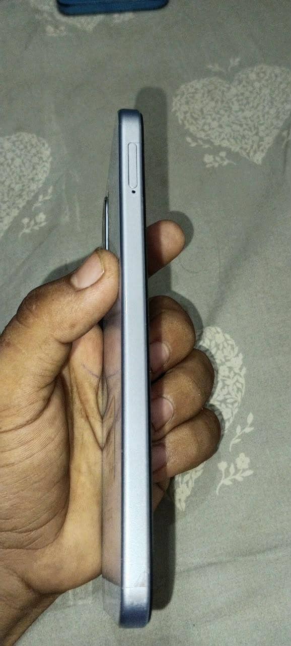 OPPO A6k 3