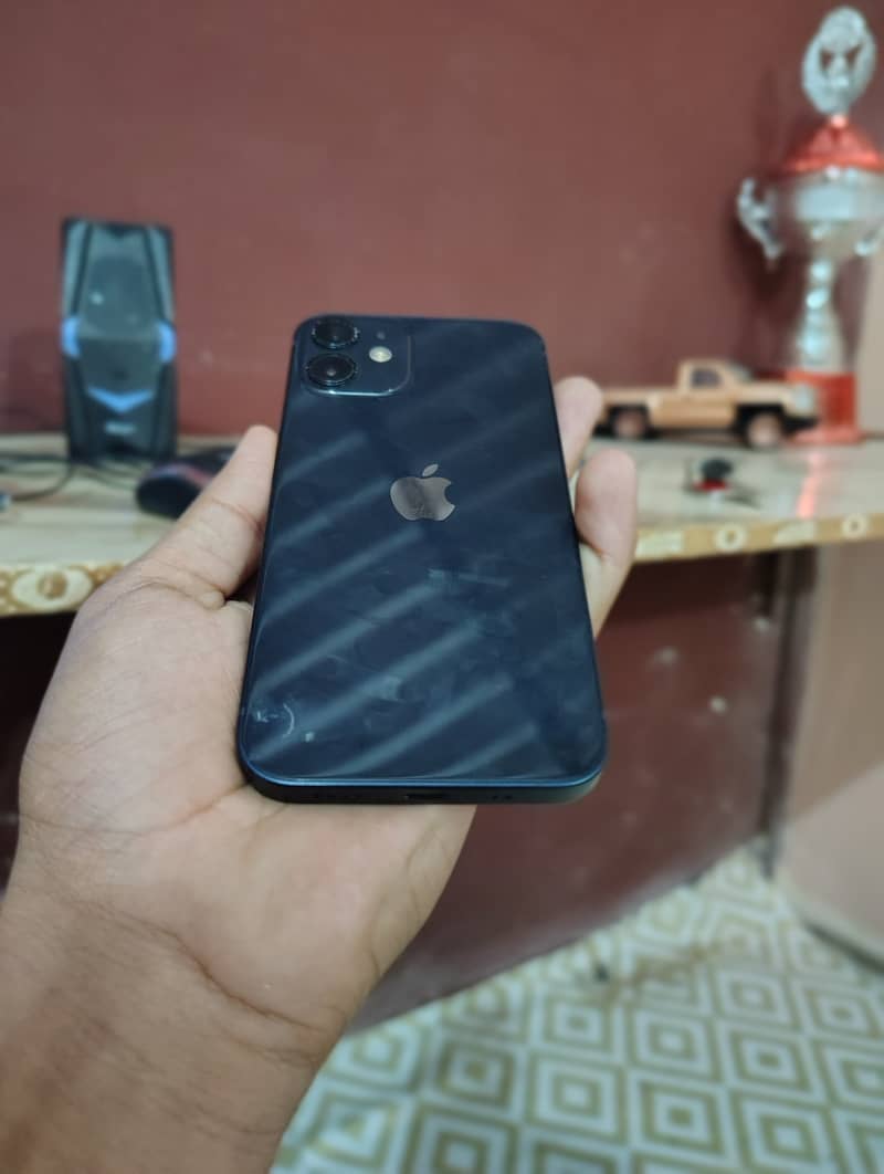 Apple iPhone 12 mini 0