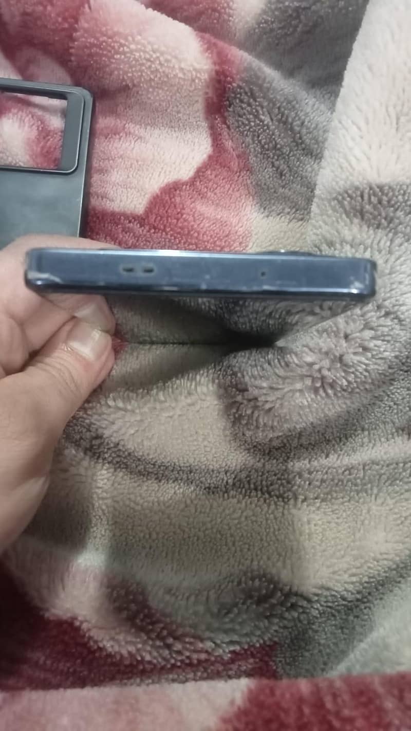 Infinix Note 40 8