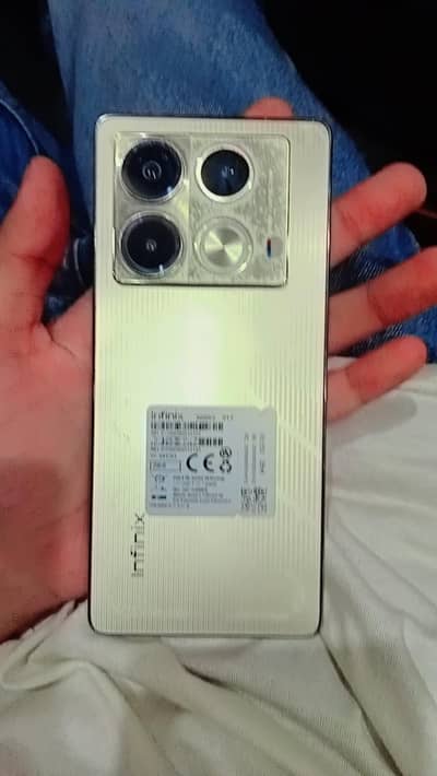 Infinix Note 40