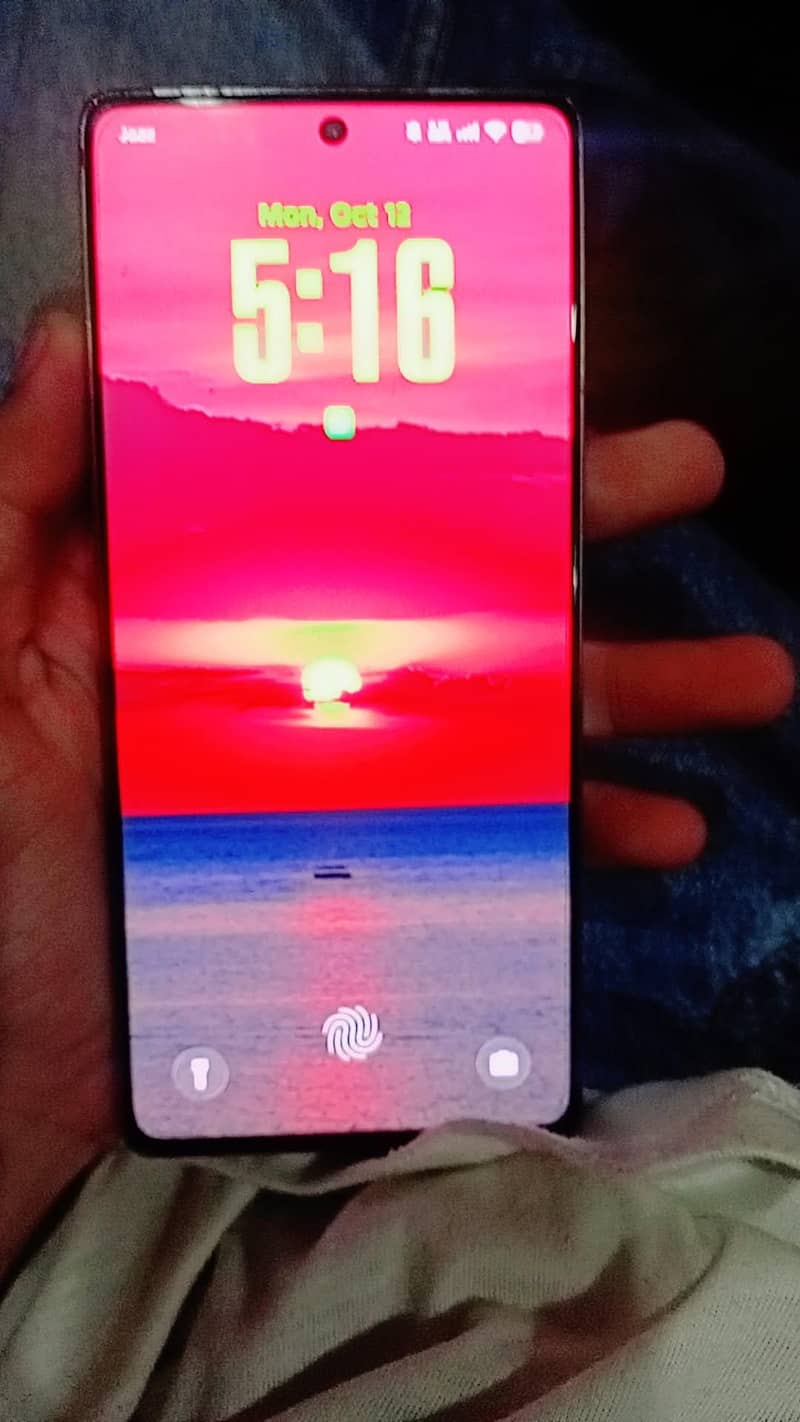 Infinix Note 40 5
