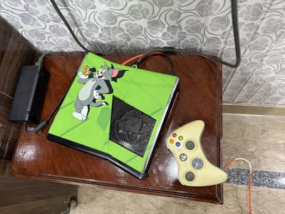 Xbox 360 Slim Model 50 Games Installed
