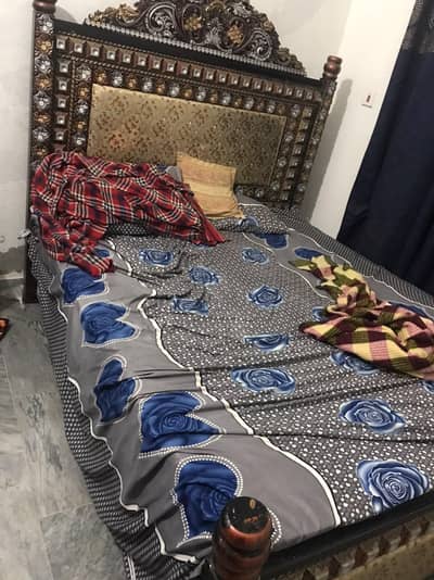 Double bed For sale lohay ka hai with mattress 31000 Wtsp 03157843678