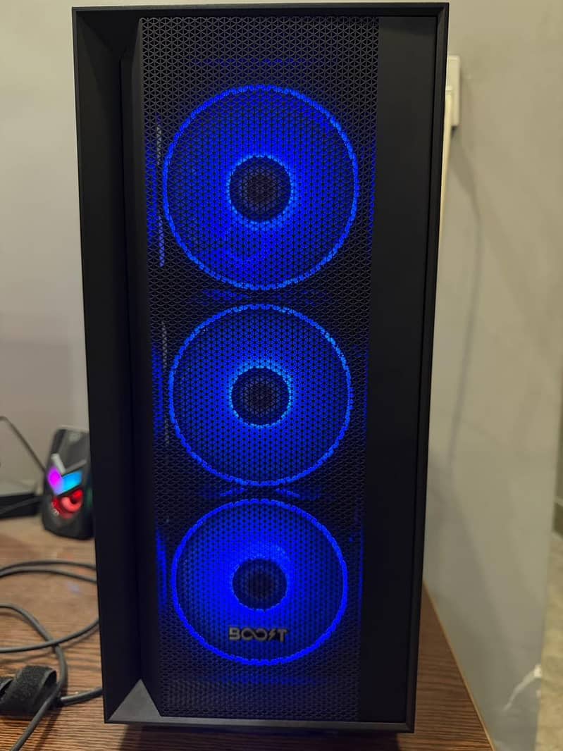 Custom Built Gaming Pc | Computer 1