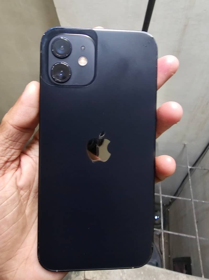 Apple iPhone 12 2