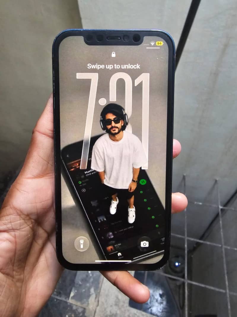 Apple iPhone 12 14