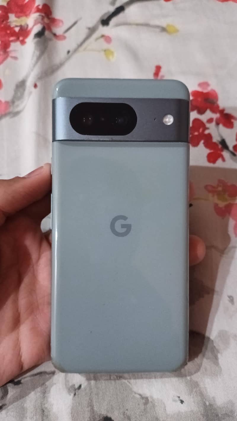 Google Pixel 8 5
