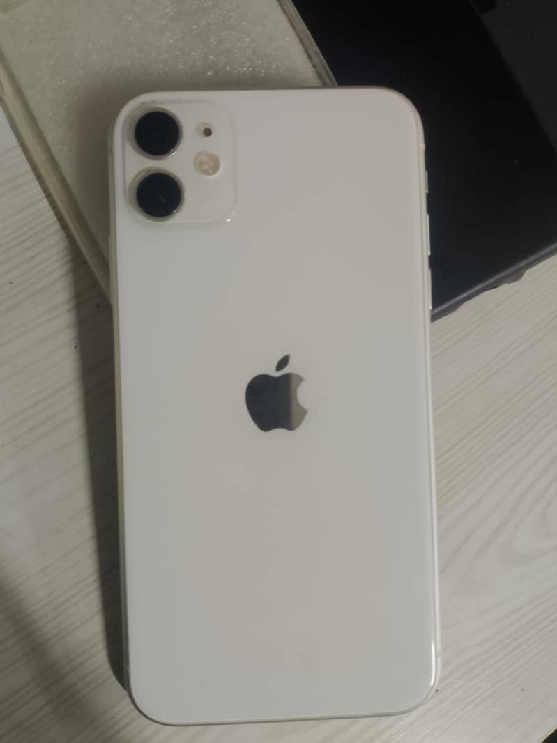 Apple iPhone 11 3