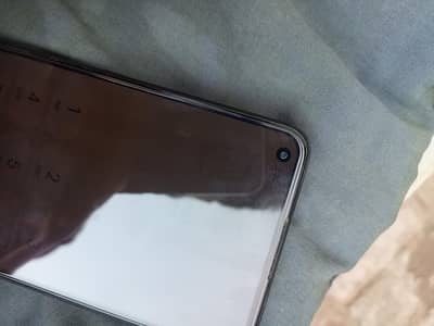 OPPO F21 Pro