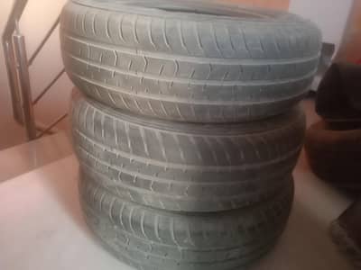 3 tyres hain 175/70 R13  condition 10 / 8