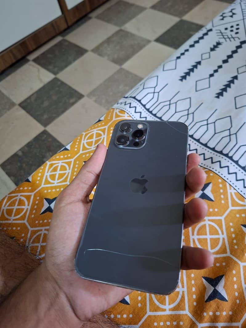 Iphone 12pro max 1