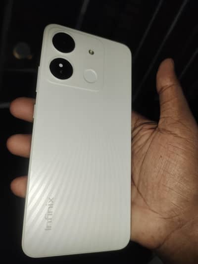 Infinix smart 7 hd