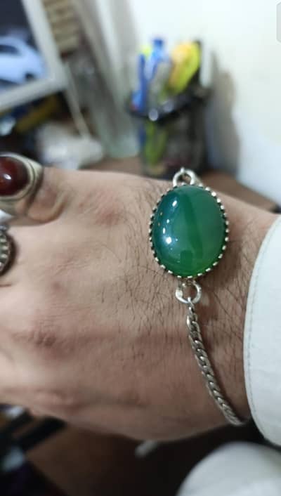 Pure Chandi Breaclate With Green Aqeeq