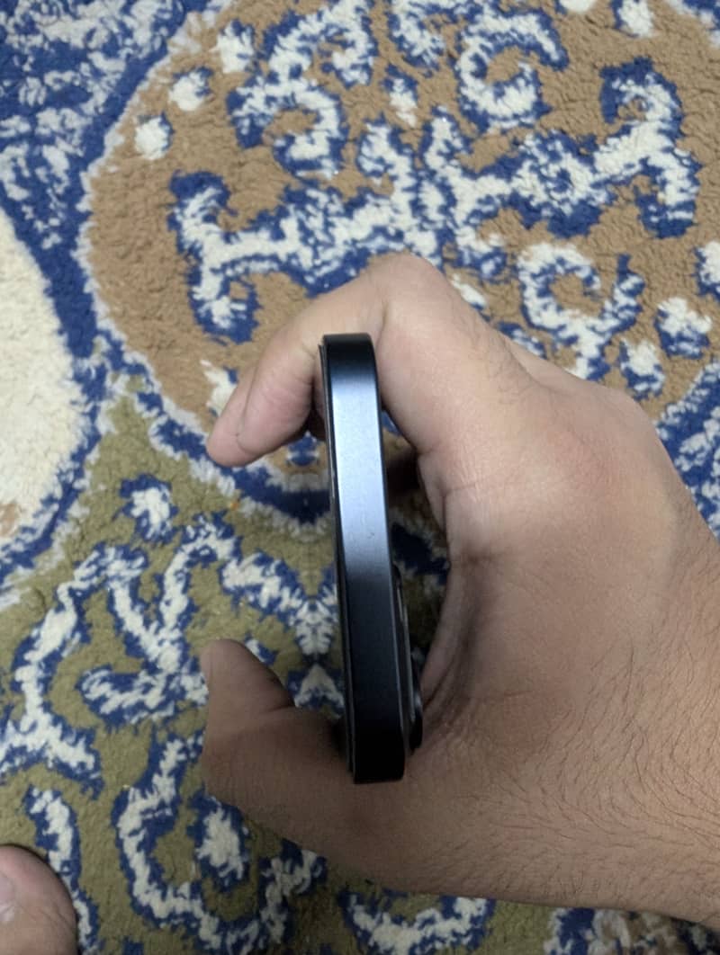 Apple iPhone 14 5