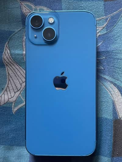 Apple iPhone 13