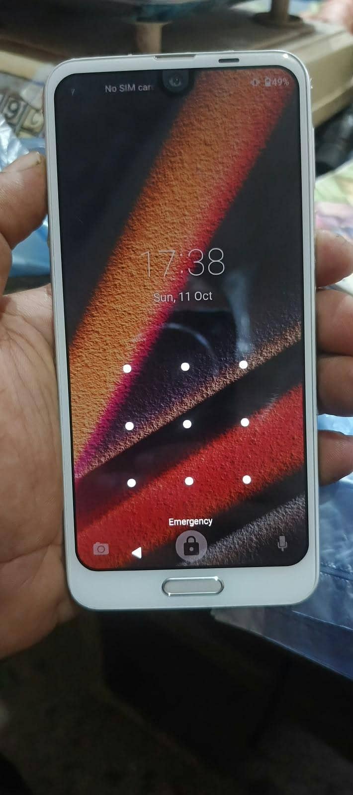 Sharp Aquos R2 0