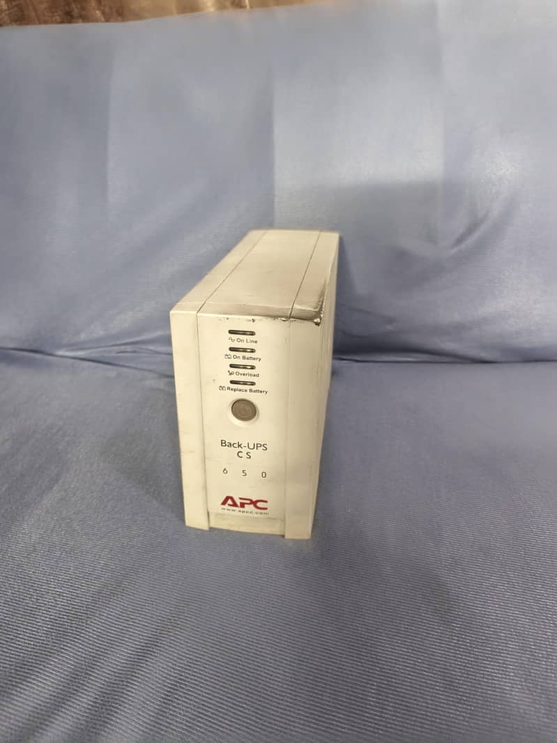 APC UPS 1
