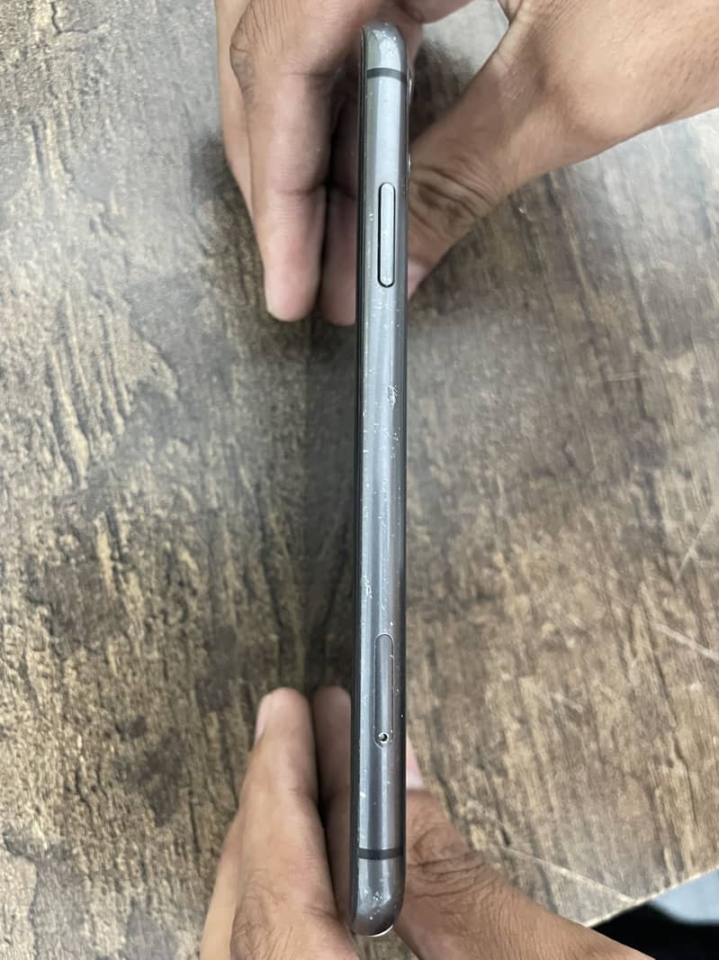 Apple iPhone 11 1