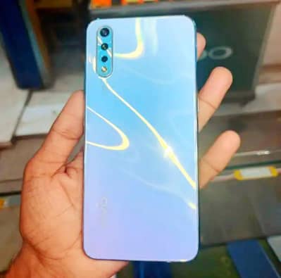 Vivo S1