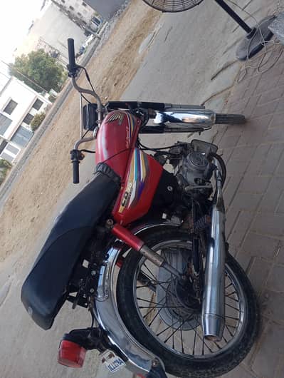 cd70t 2015 model good condition