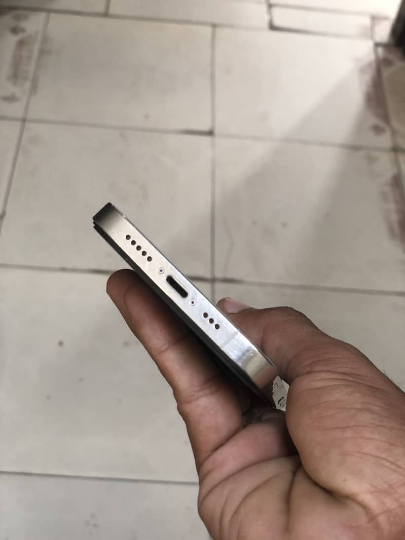 Apple iPhone 12 Pro 2